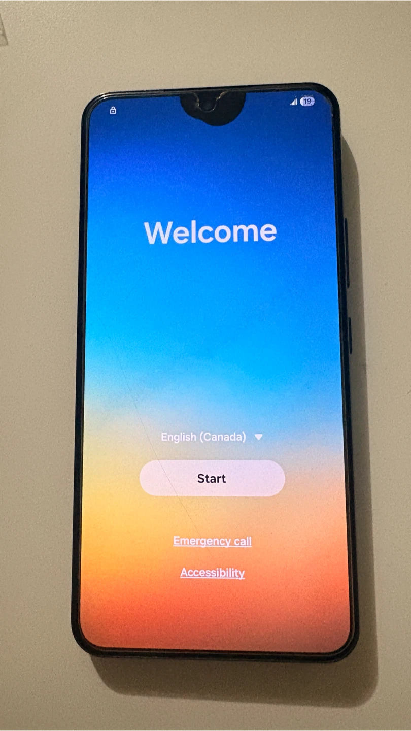 Samsung Galaxy S22 Smartphone