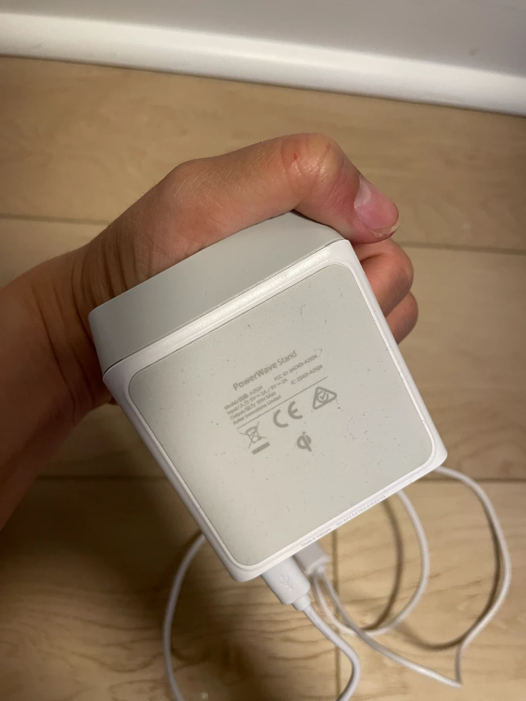 Wireless White Anker Charger - photo 2
