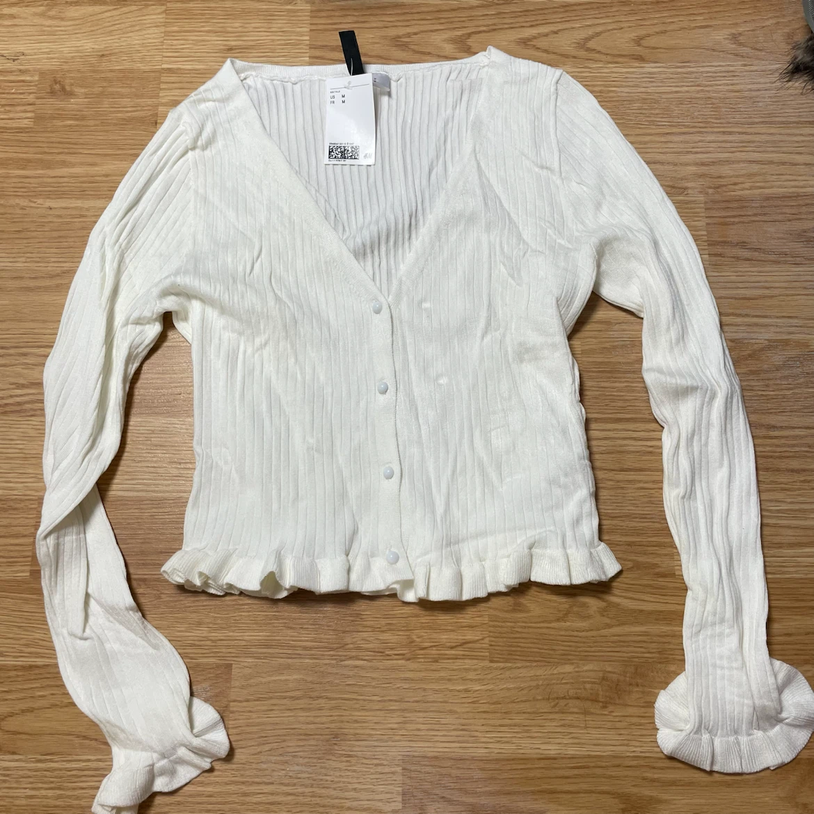 BNWT Brand: H&M Size: Medium  Pick up by Runnymede Station