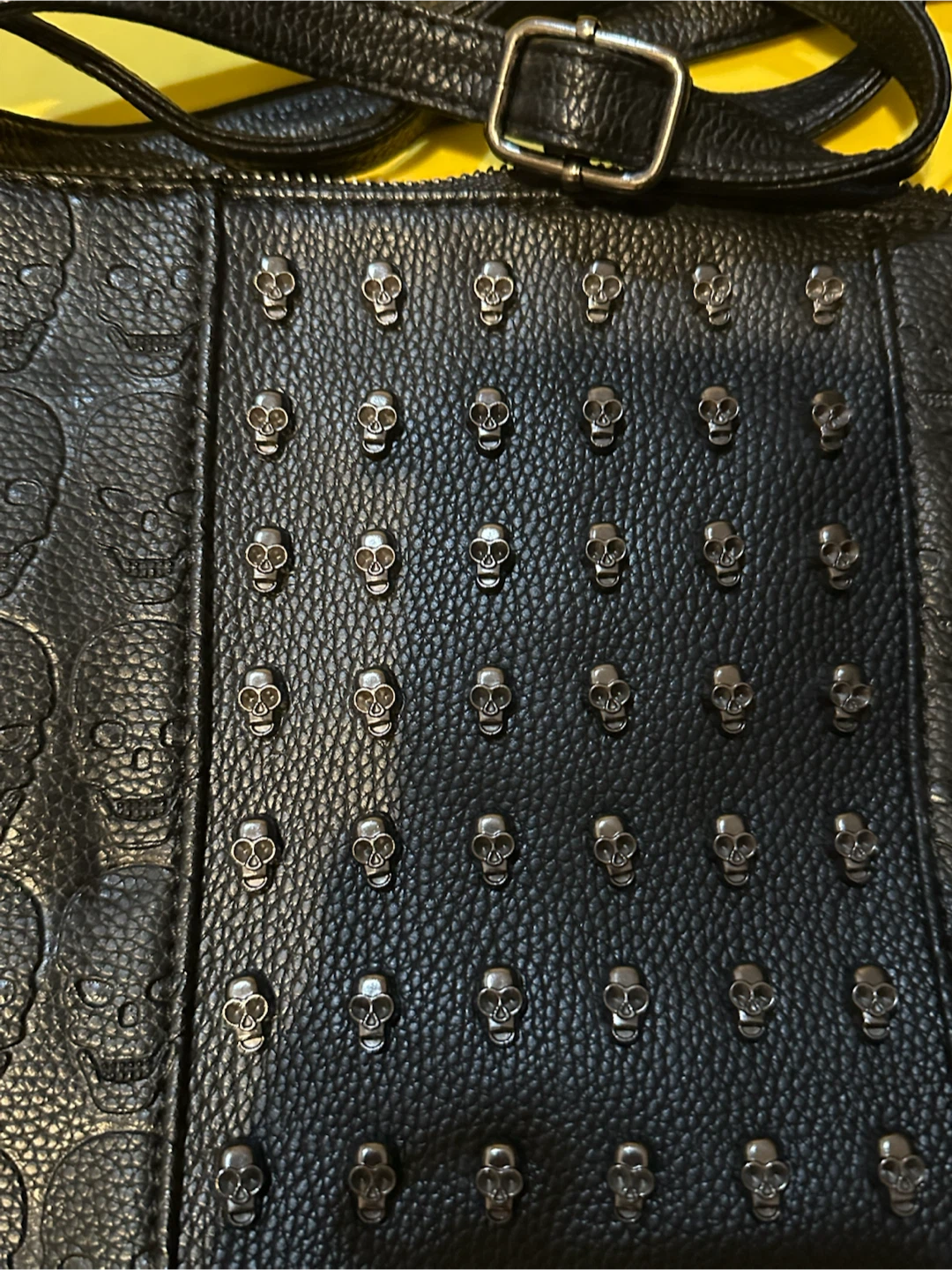 Black Skull Embossed Crossbody Purse - photo 2