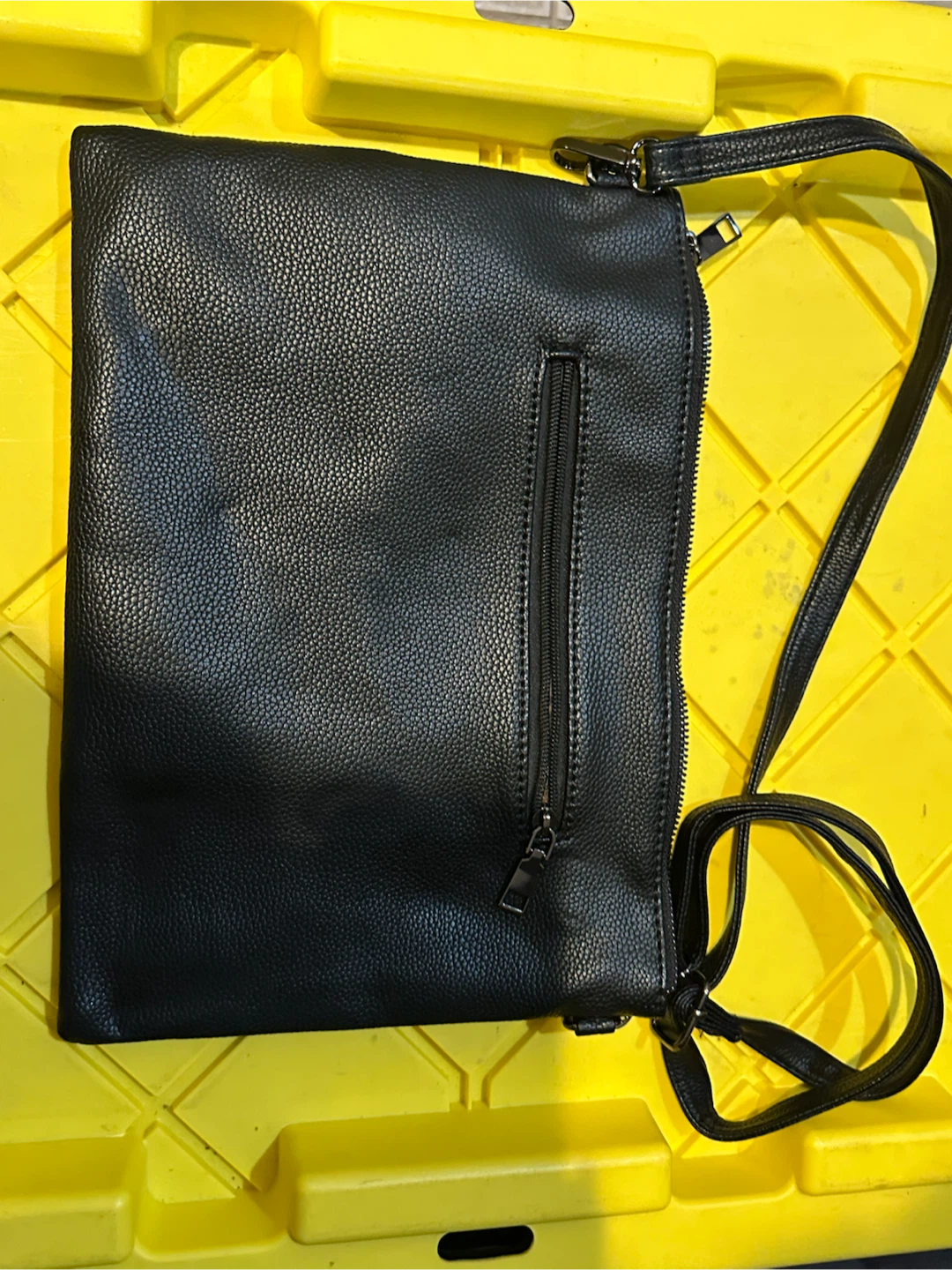 Black Skull Embossed Crossbody Purse - photo 4