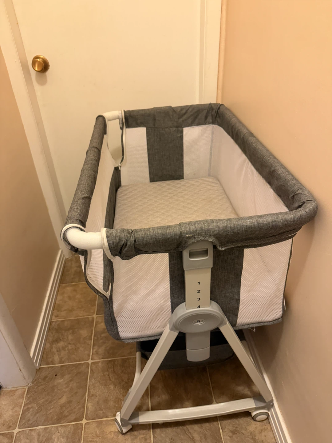 Bassinet - photo 2