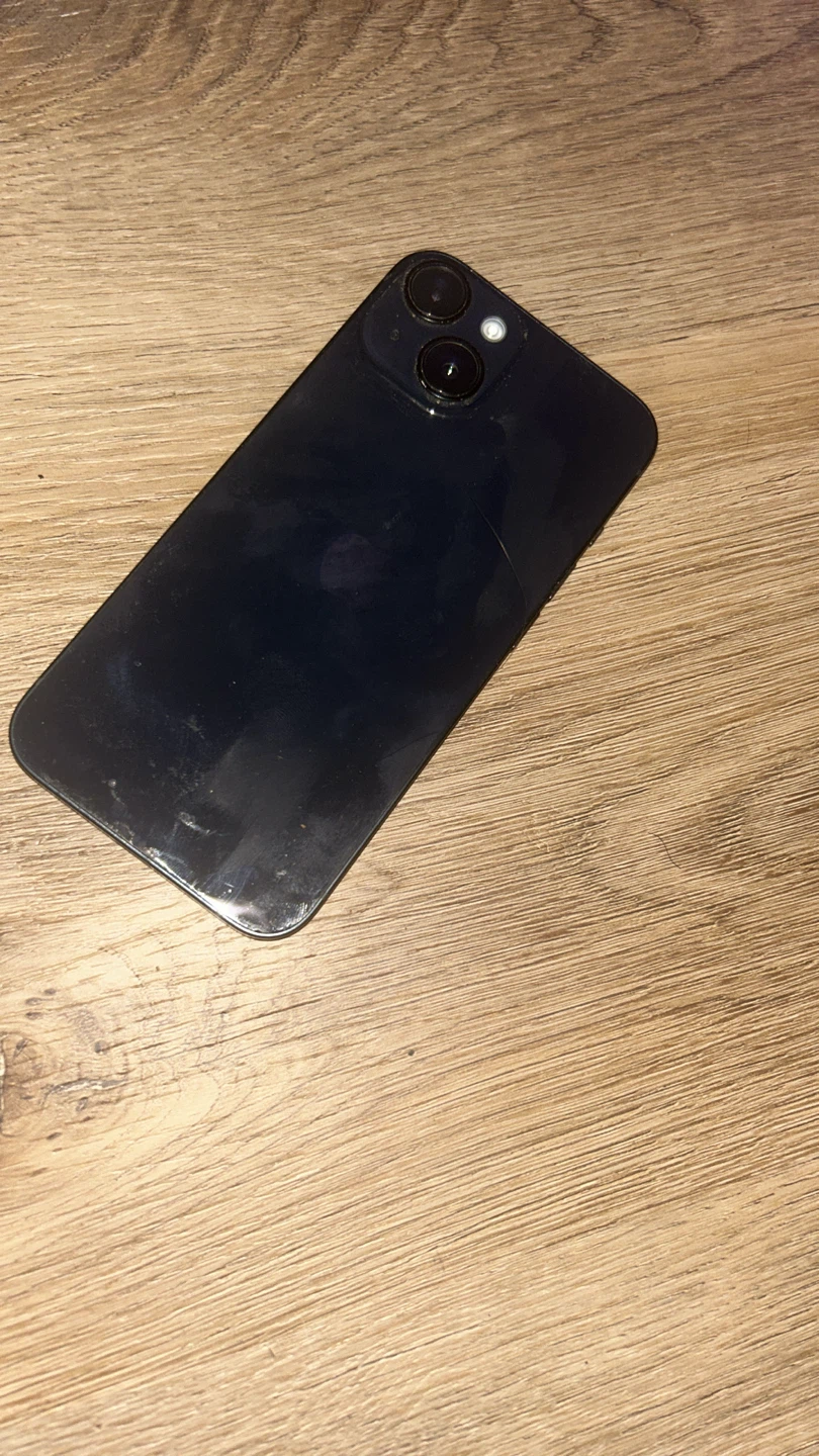 Black iPhone 14