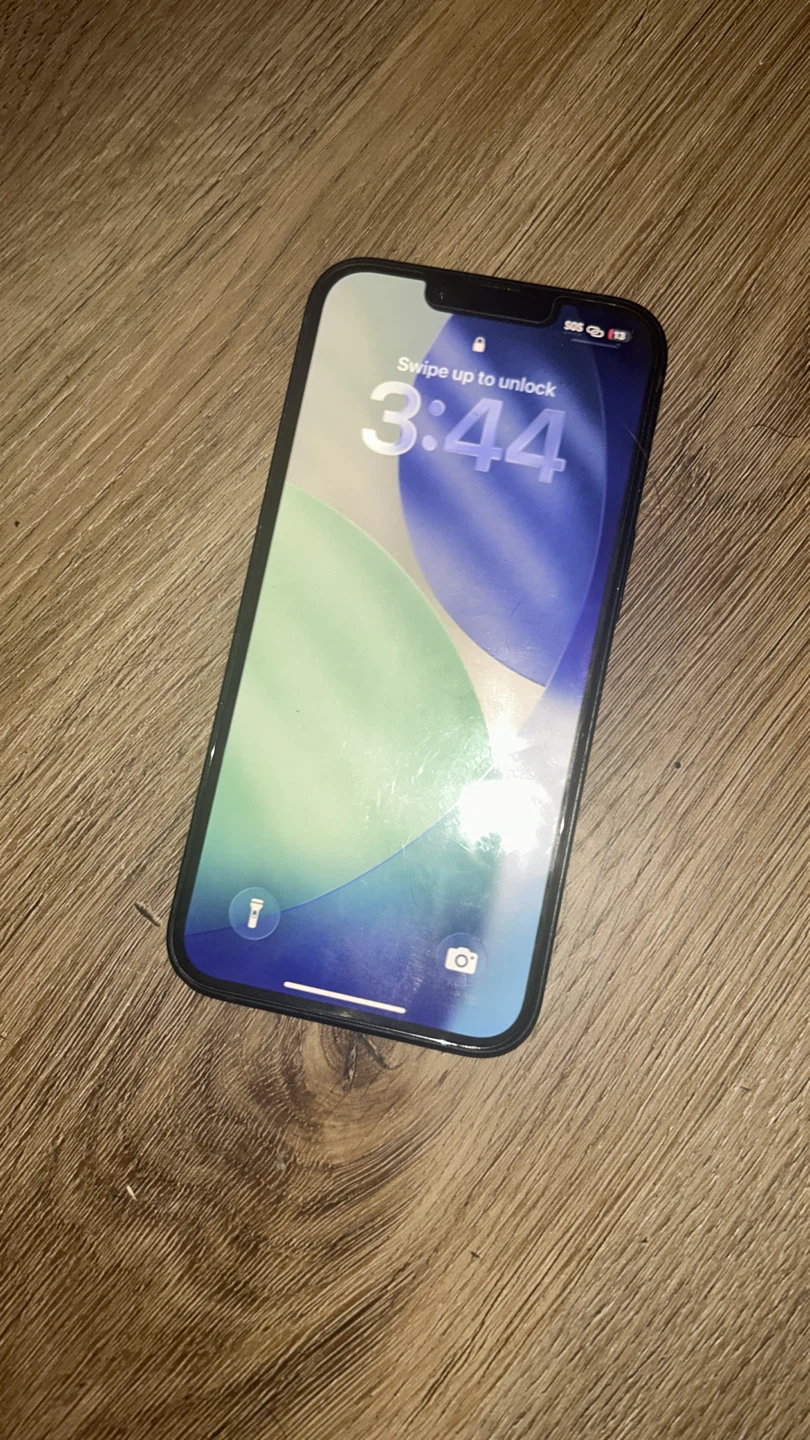 Black iPhone 14 - photo 2