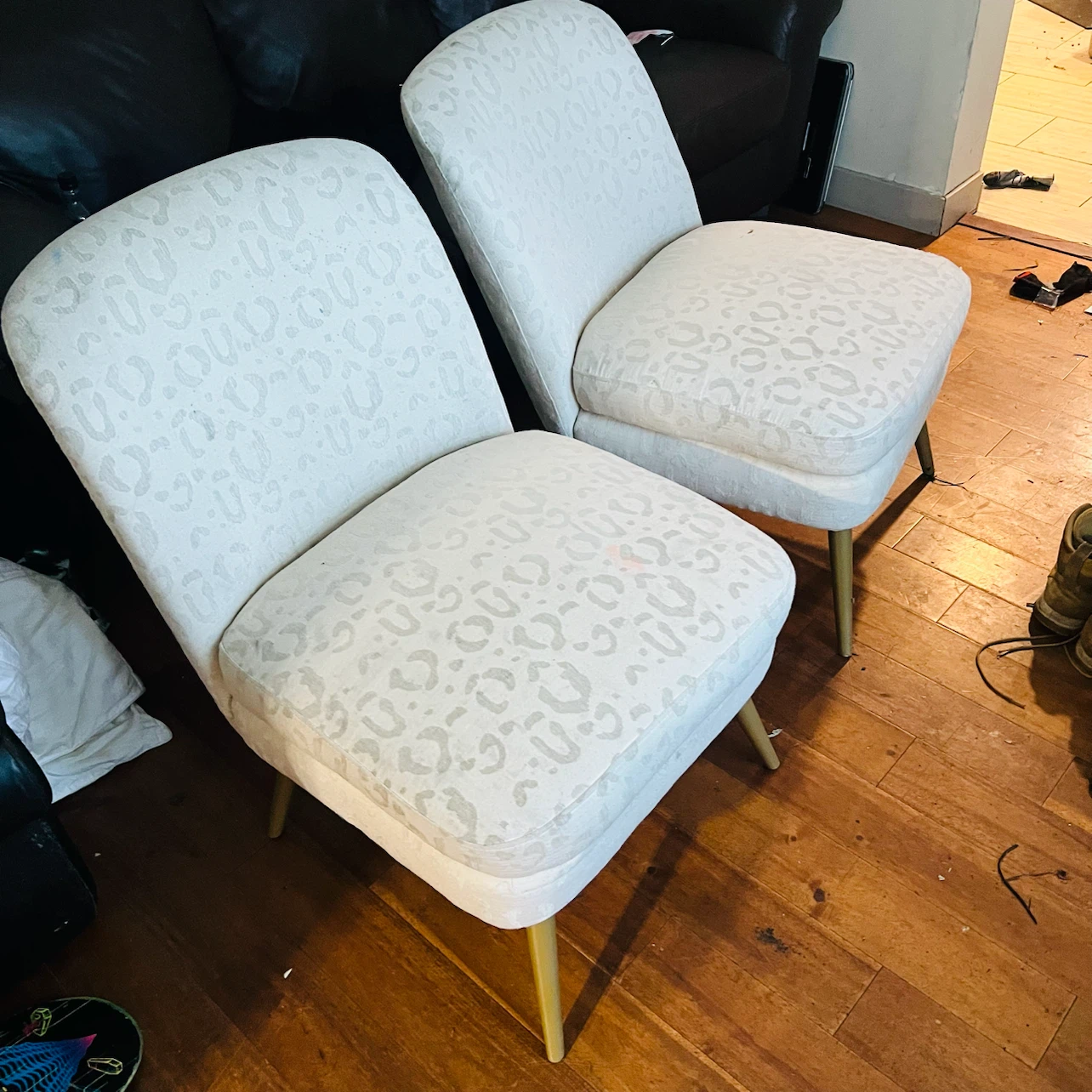 Set of 2 Accent Chairs