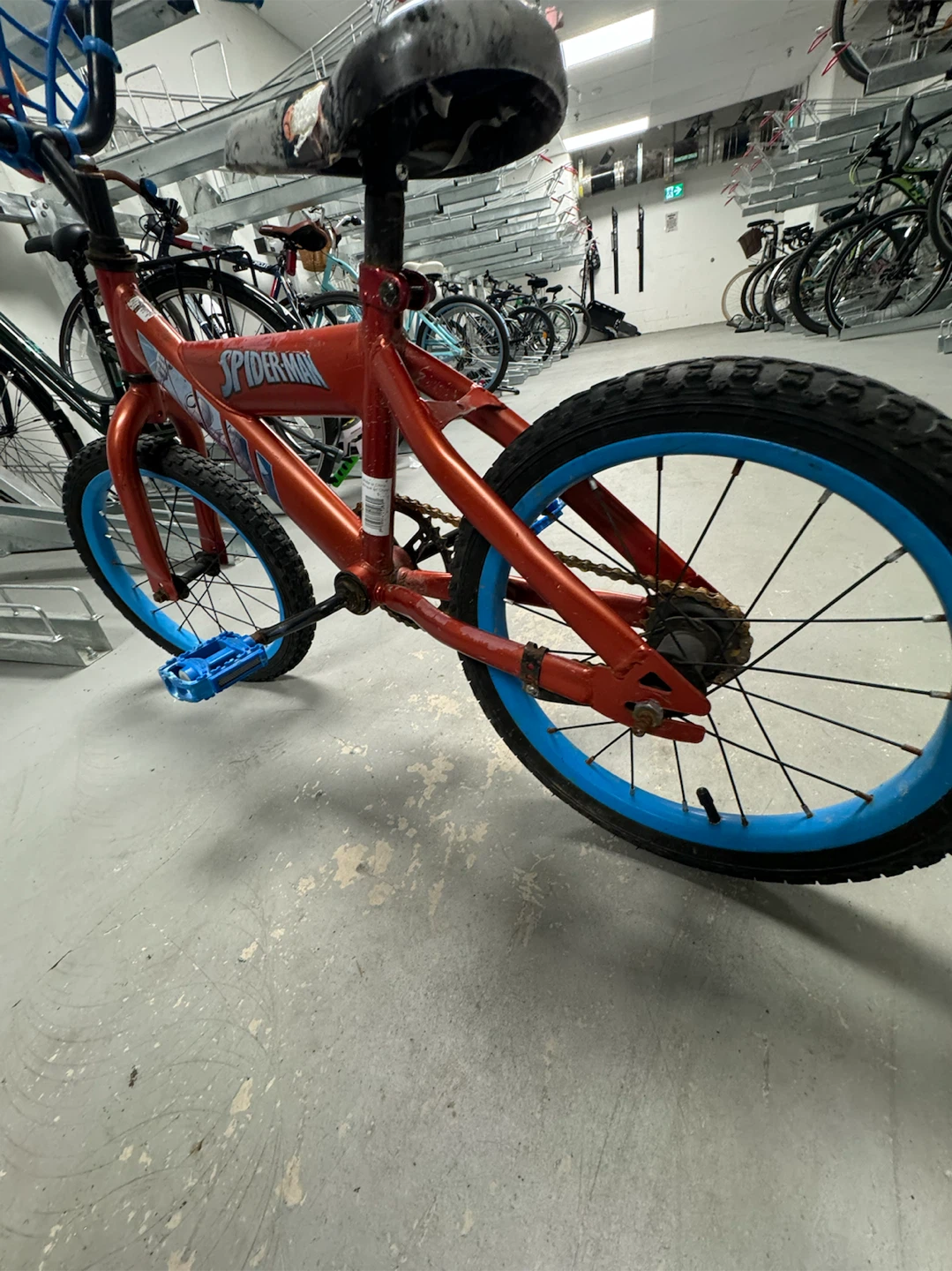 Spider-Man Kids Bike - photo 2