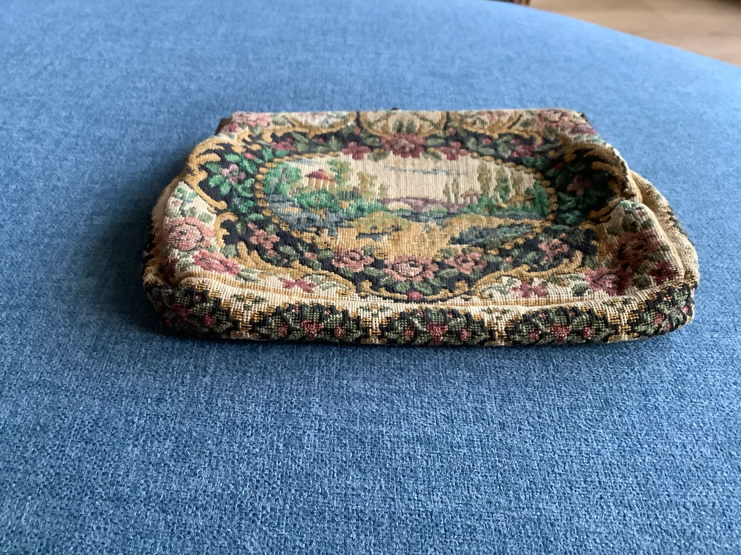 #2 Small Vintage Woven Floral Evening Bag 🐞 - photo 5