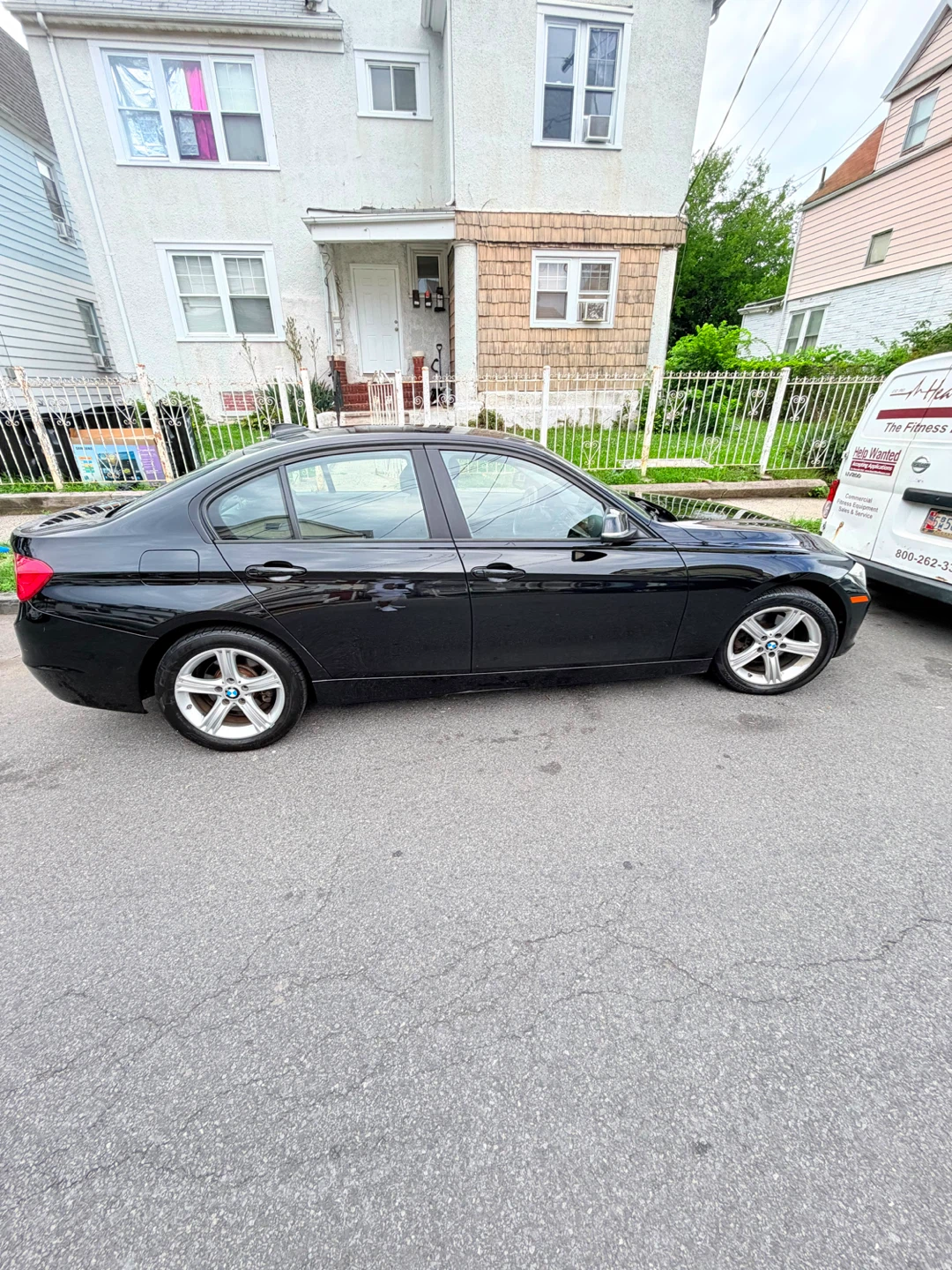 Black BMW Sedan - photo 4