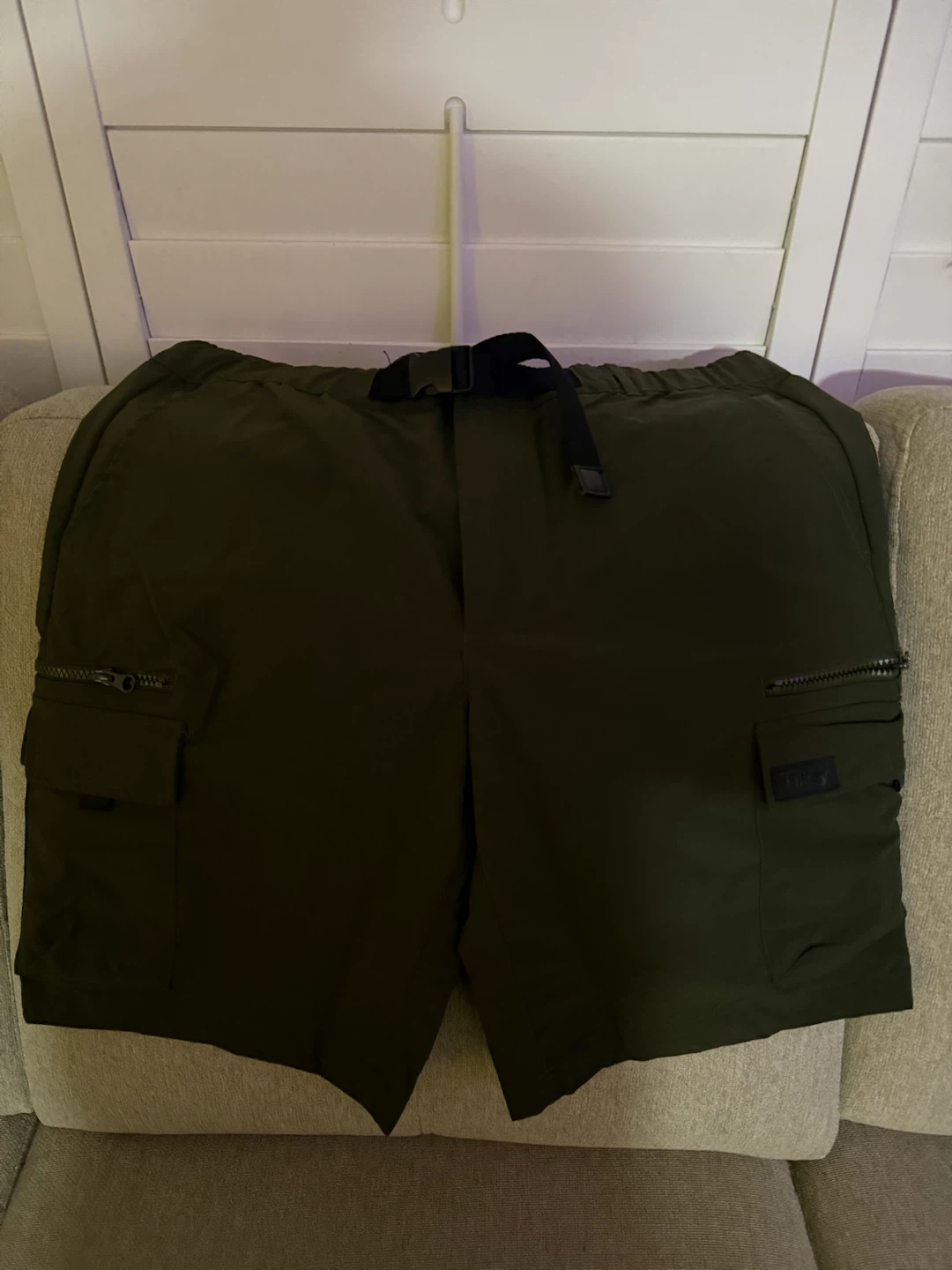 Tilley Trek Cargo Shorts - Size 34 - photo 3