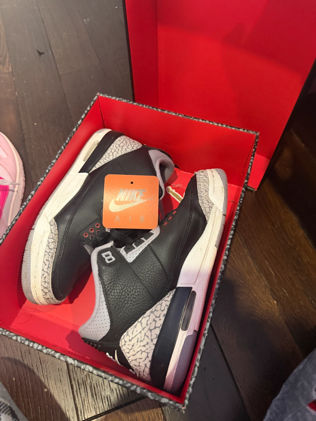 am selling this shoe!
