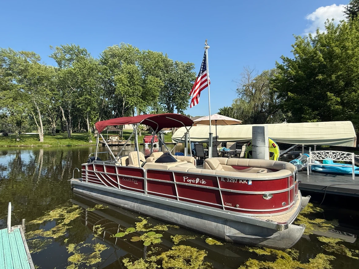 South Bay Pontoon Boat - photo 4