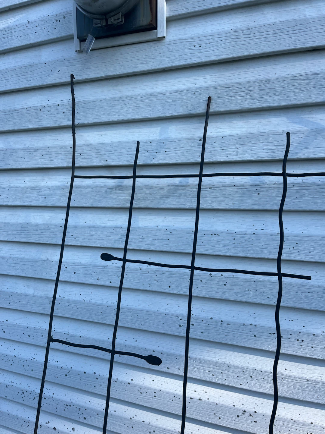 Black metal plant trellis - photo 5