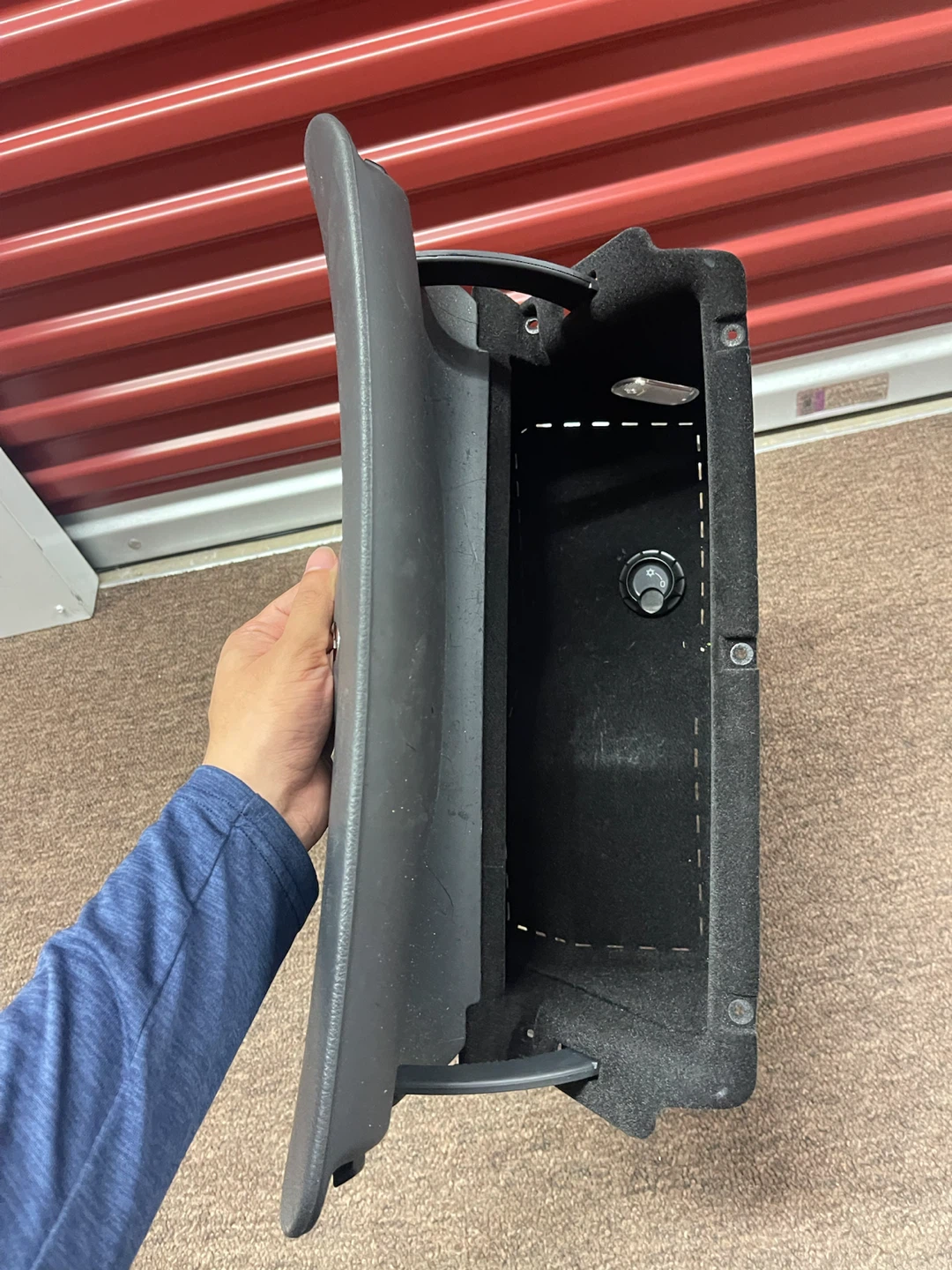 Glove Box Assembly - photo 2