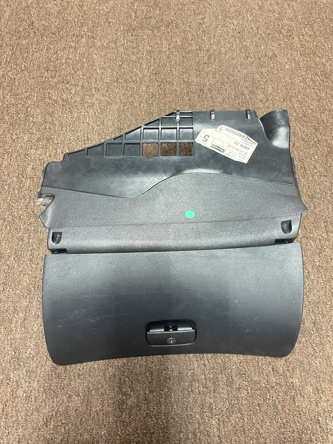 Glove Box Assembly - photo 3