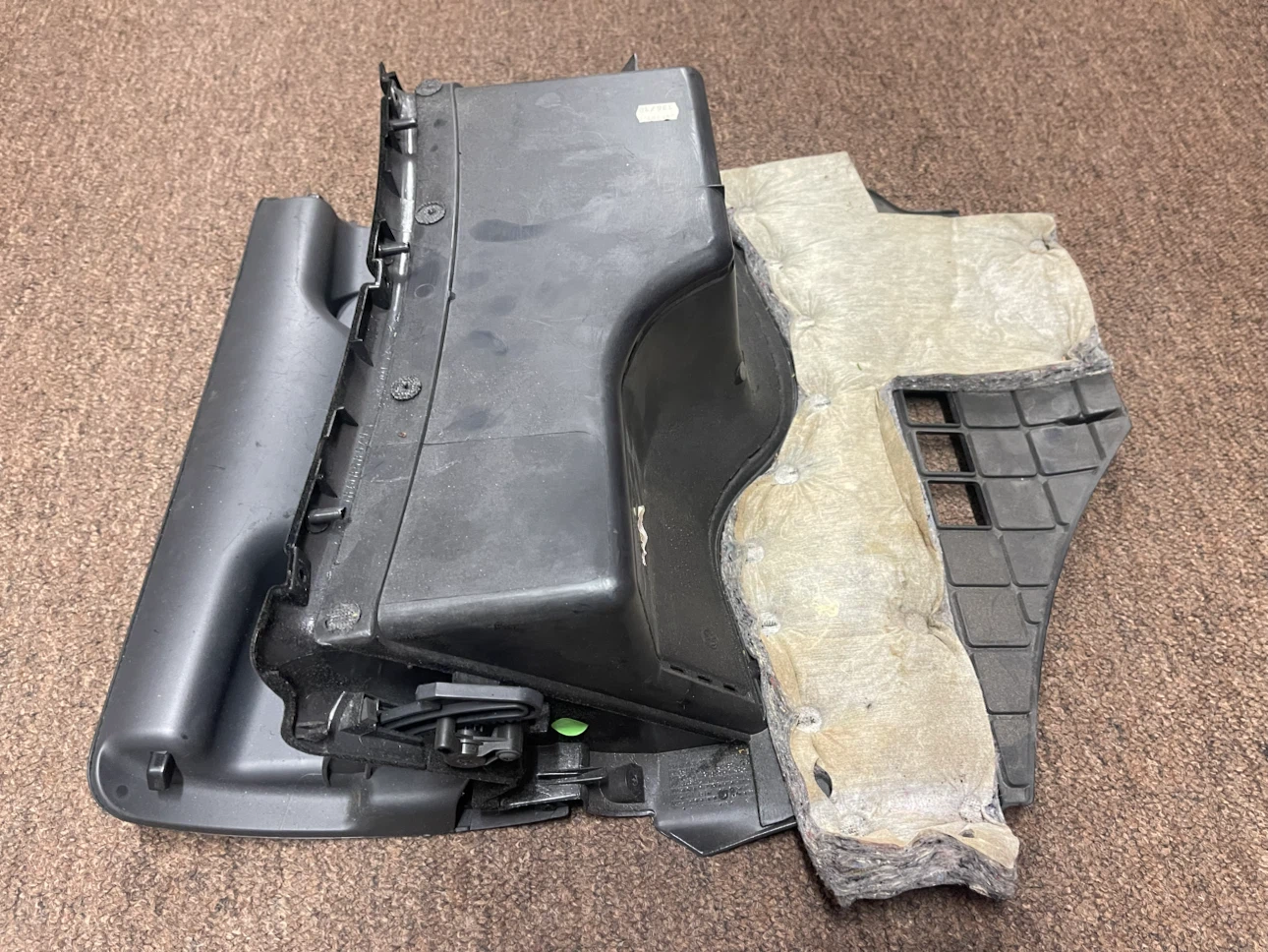 Glove Box Assembly - photo 5