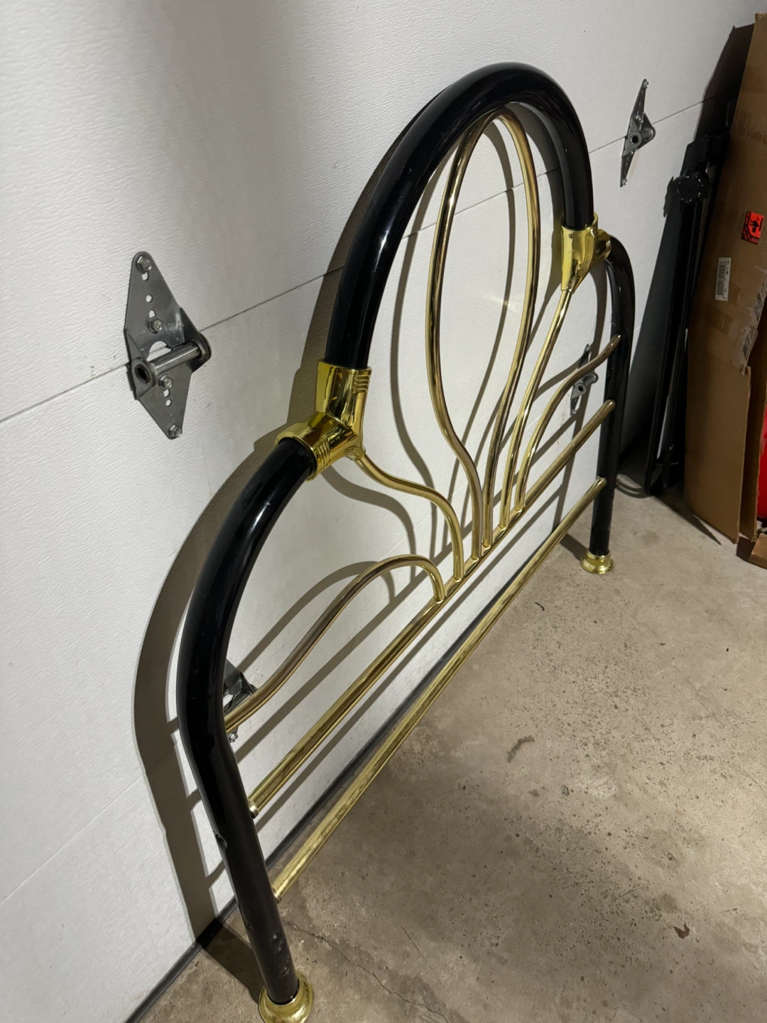 Black and Brass Metal Headboard - photo 3