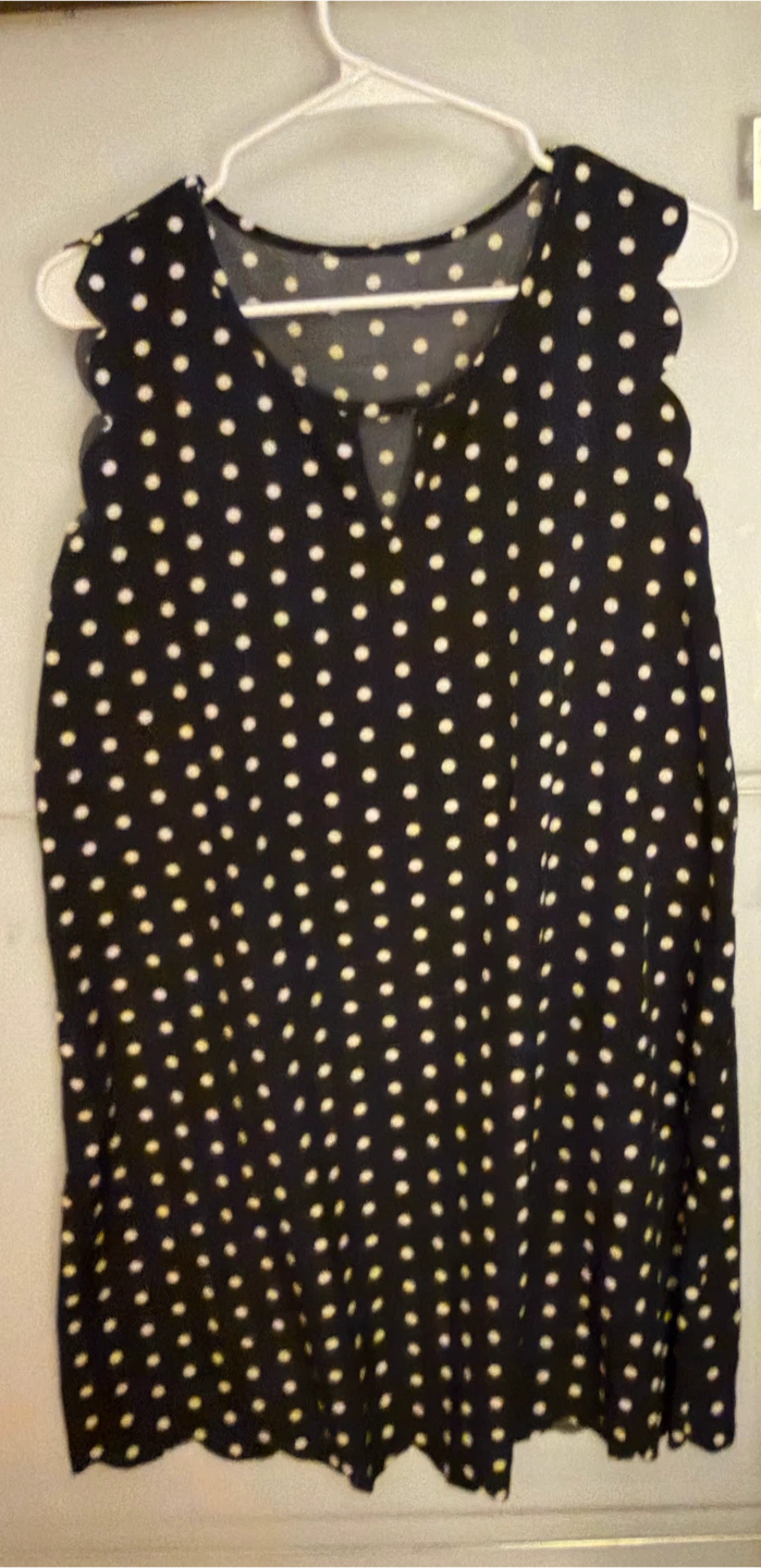 Black & White Polka Dot Sleeveless Top