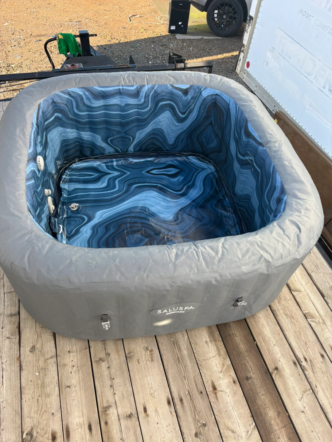 Saluspa Inflatable Hot Tub