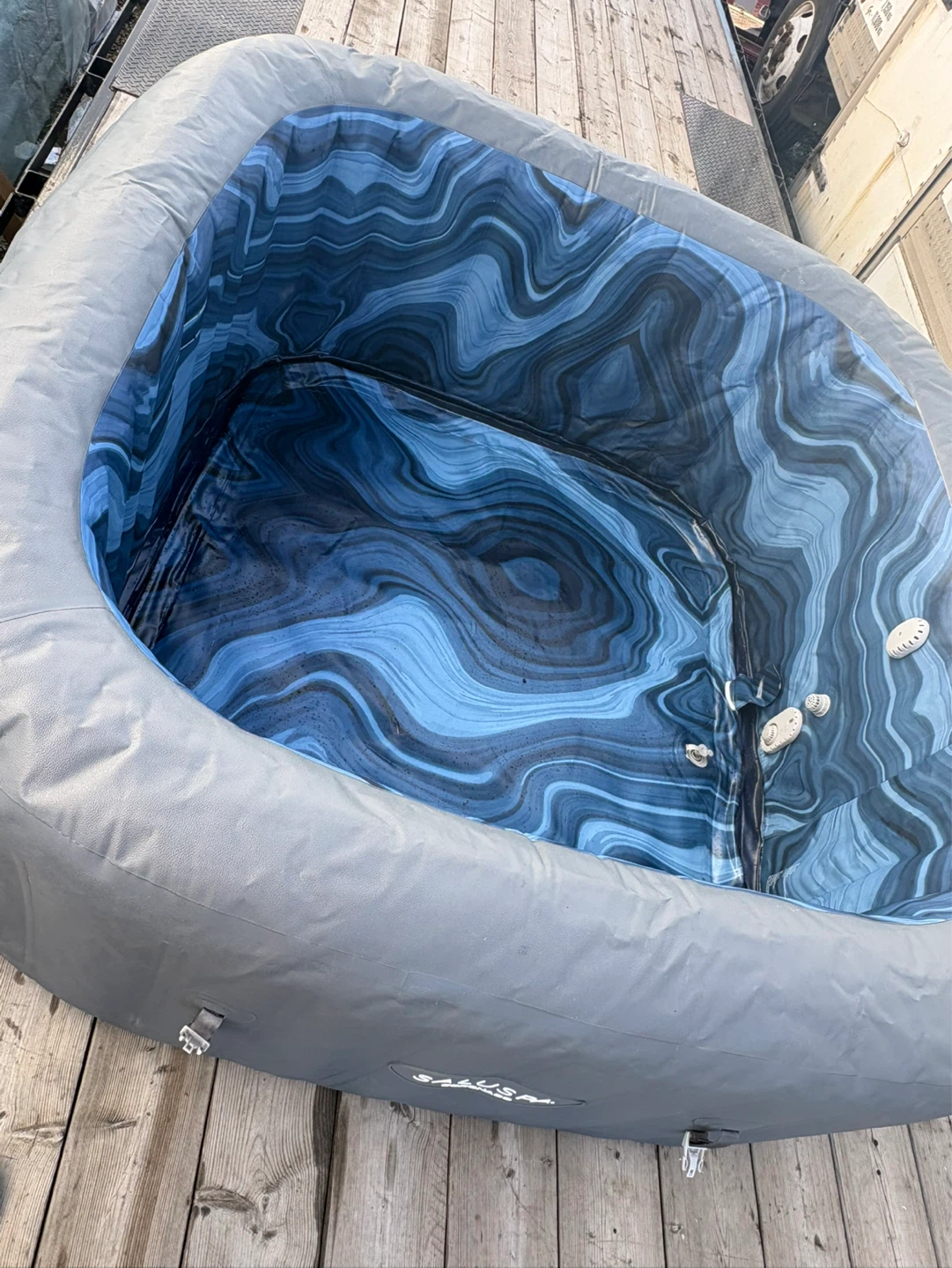 Saluspa Inflatable Hot Tub - photo 2