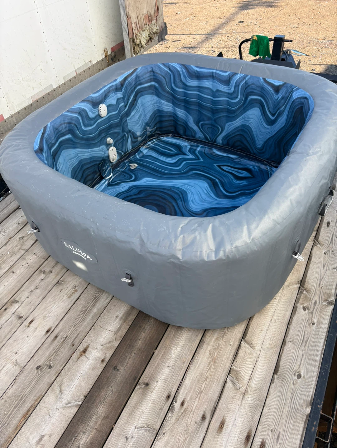 Saluspa Inflatable Hot Tub - photo 4