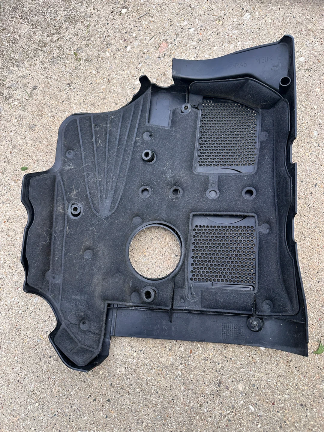 VW Passat B5.5 Engine cover & Power steering cover - photo 3