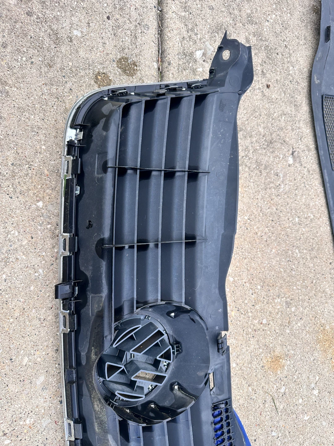 VW Passat Front grill - photo 3
