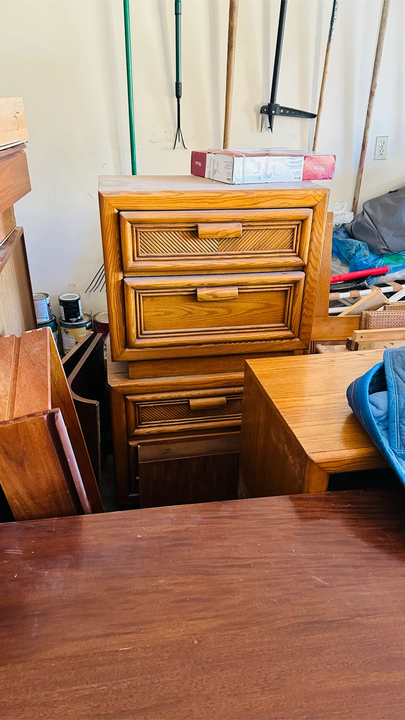 Want to sell Vintage Sklar-Peppler Bedroom set - photo 4