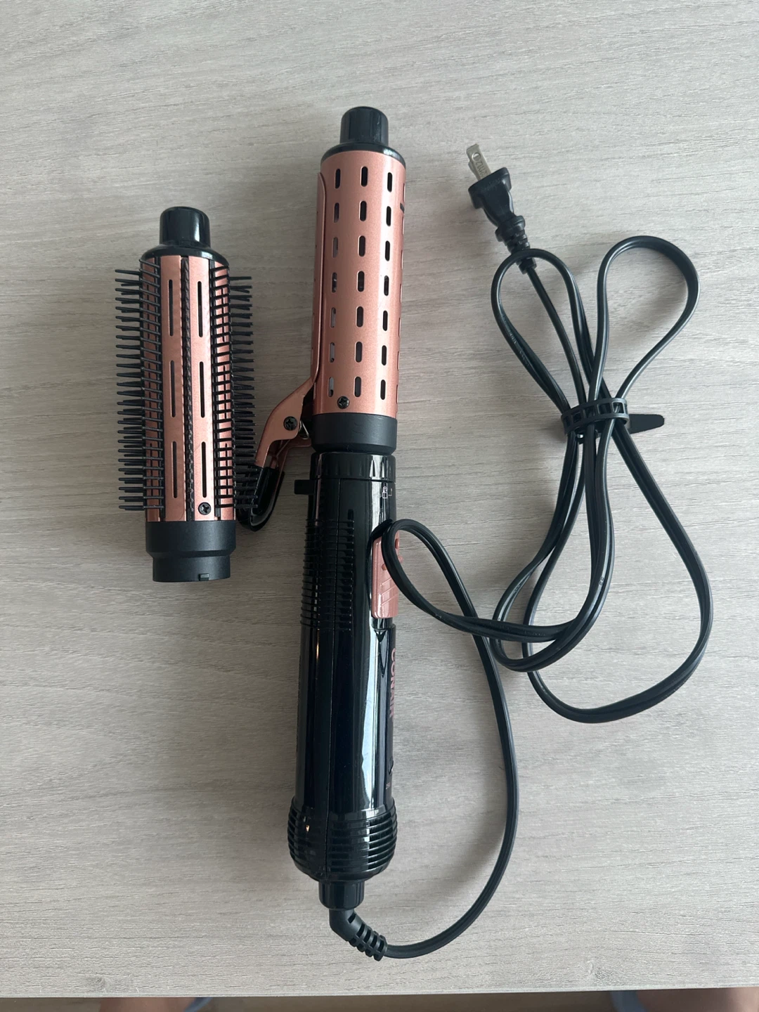 Conair InfinitiPRO 2-in-1 Hot Air Brush