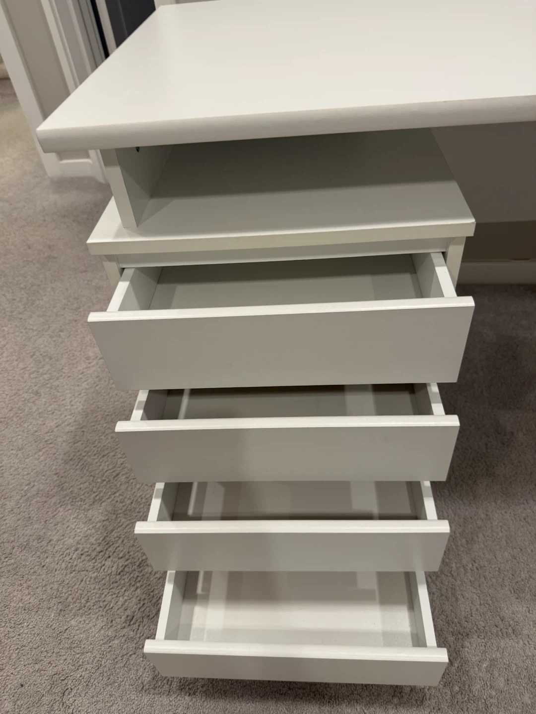 White Desk with 4 Drawers From JYSK - photo 2