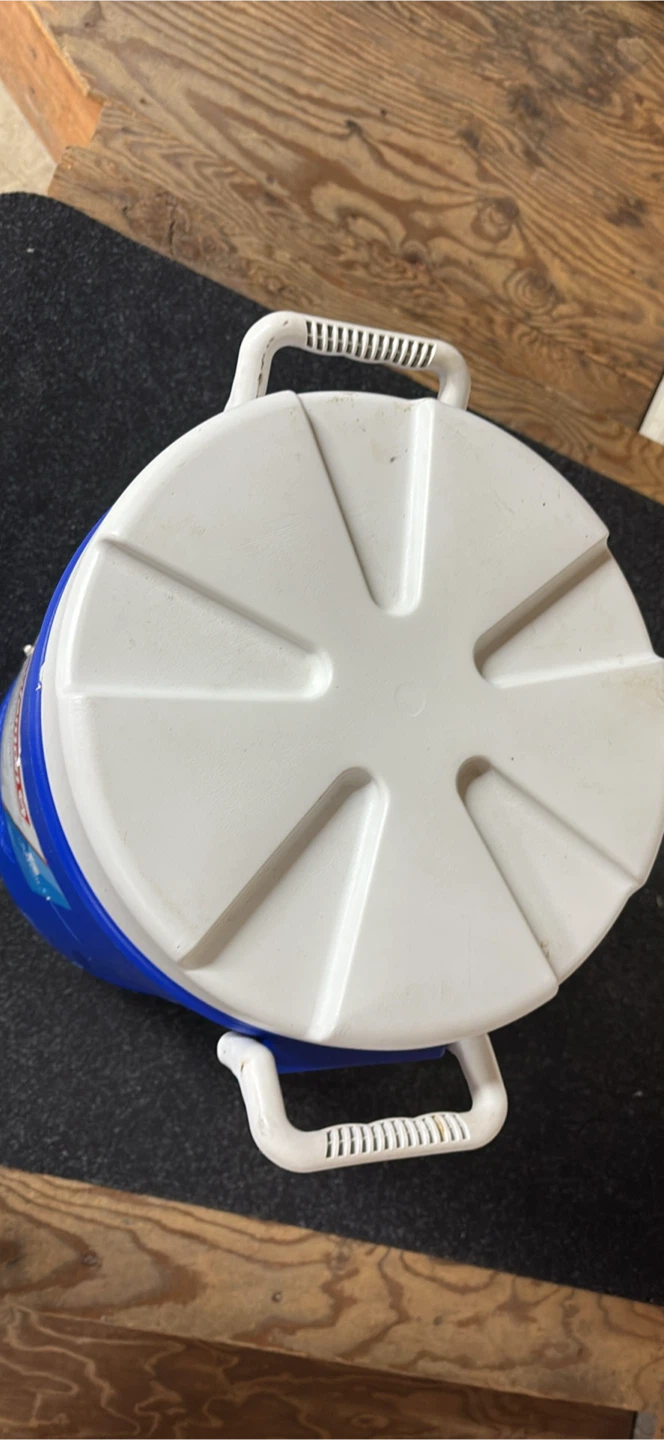Coleman 5 Gallon Beverage Cooler - photo 2