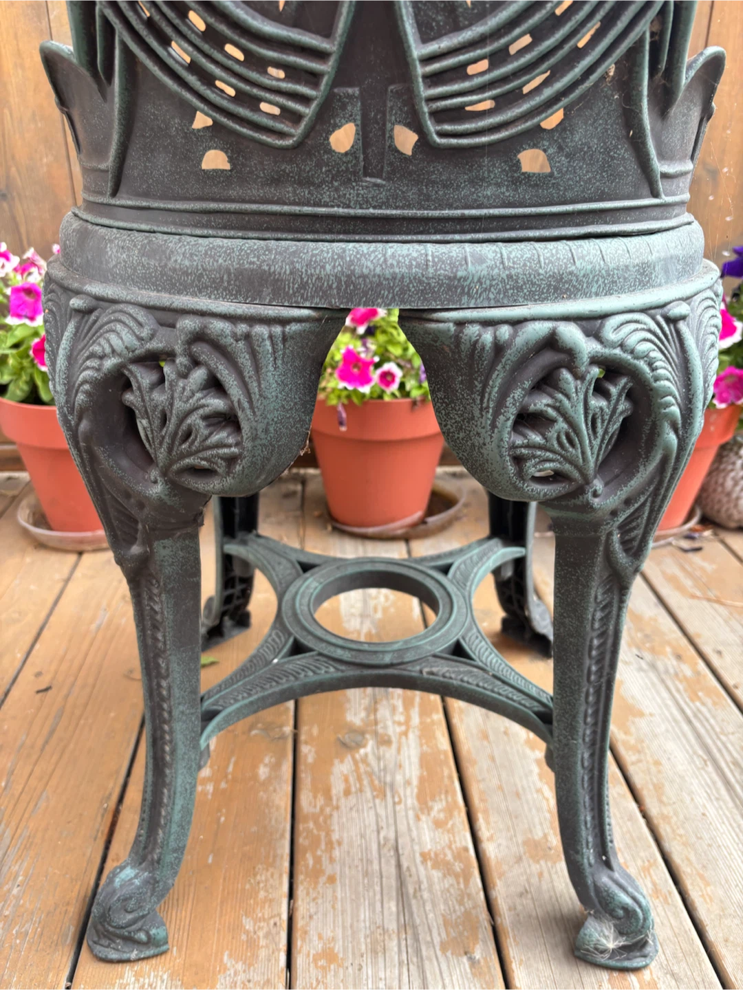 Ornate plastic resin Patio Chair - photo 5