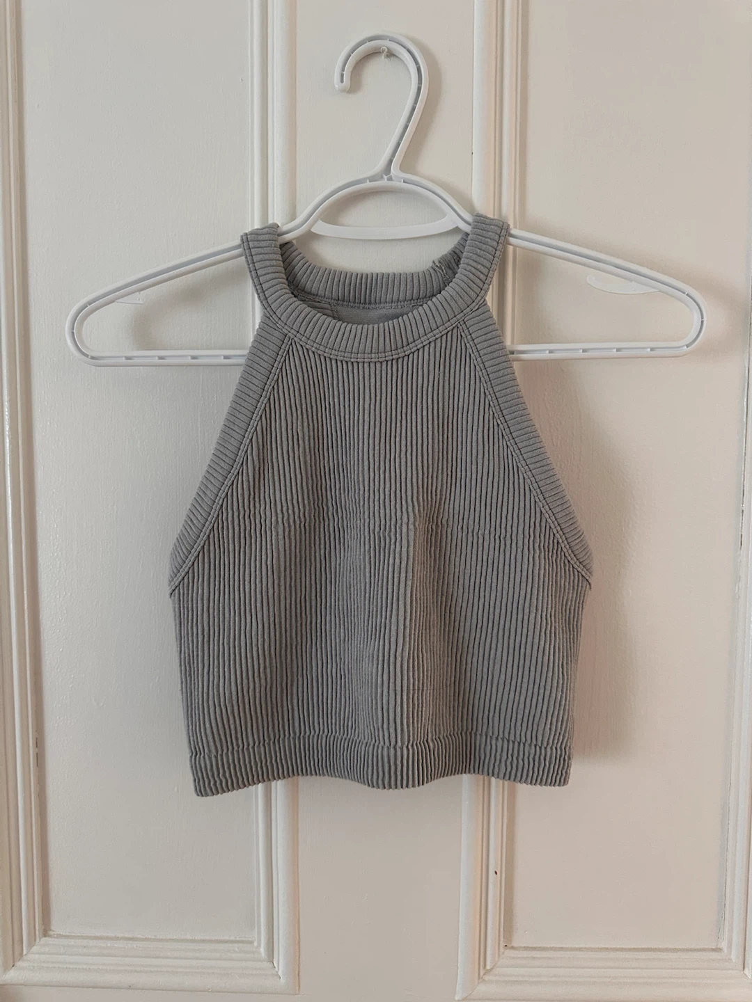 Grey Ribbed Cropped Tank Top