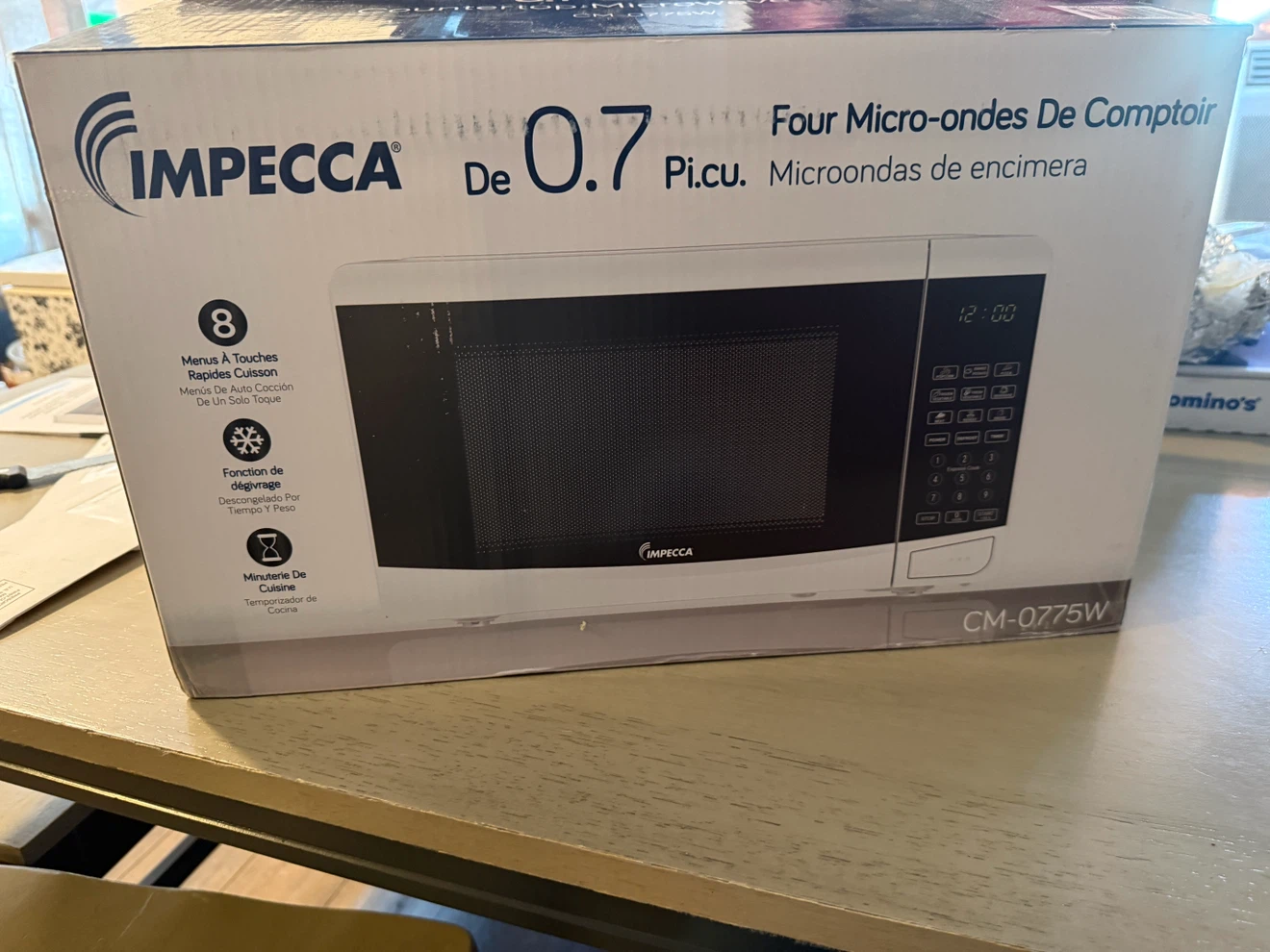 Impecca 0.7 Cu. Ft. Countertop Microwave CM-0775W - photo 2