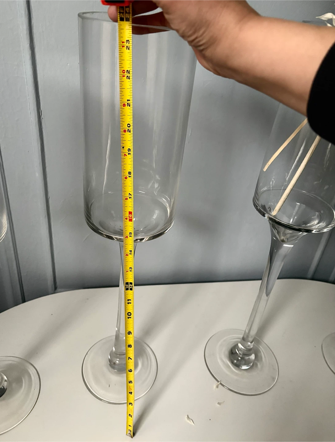 Set of 4 Tall Glass Trumpet Vases - photo 3