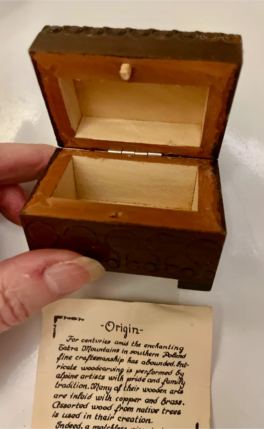 Hand-Carved Wooden Trinket Box - photo 3