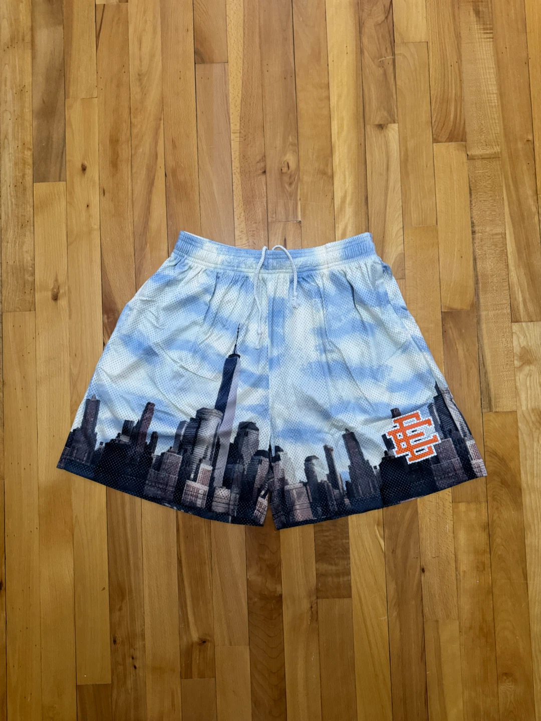 (EE) Eric Emanuel Shorts NYC skyline