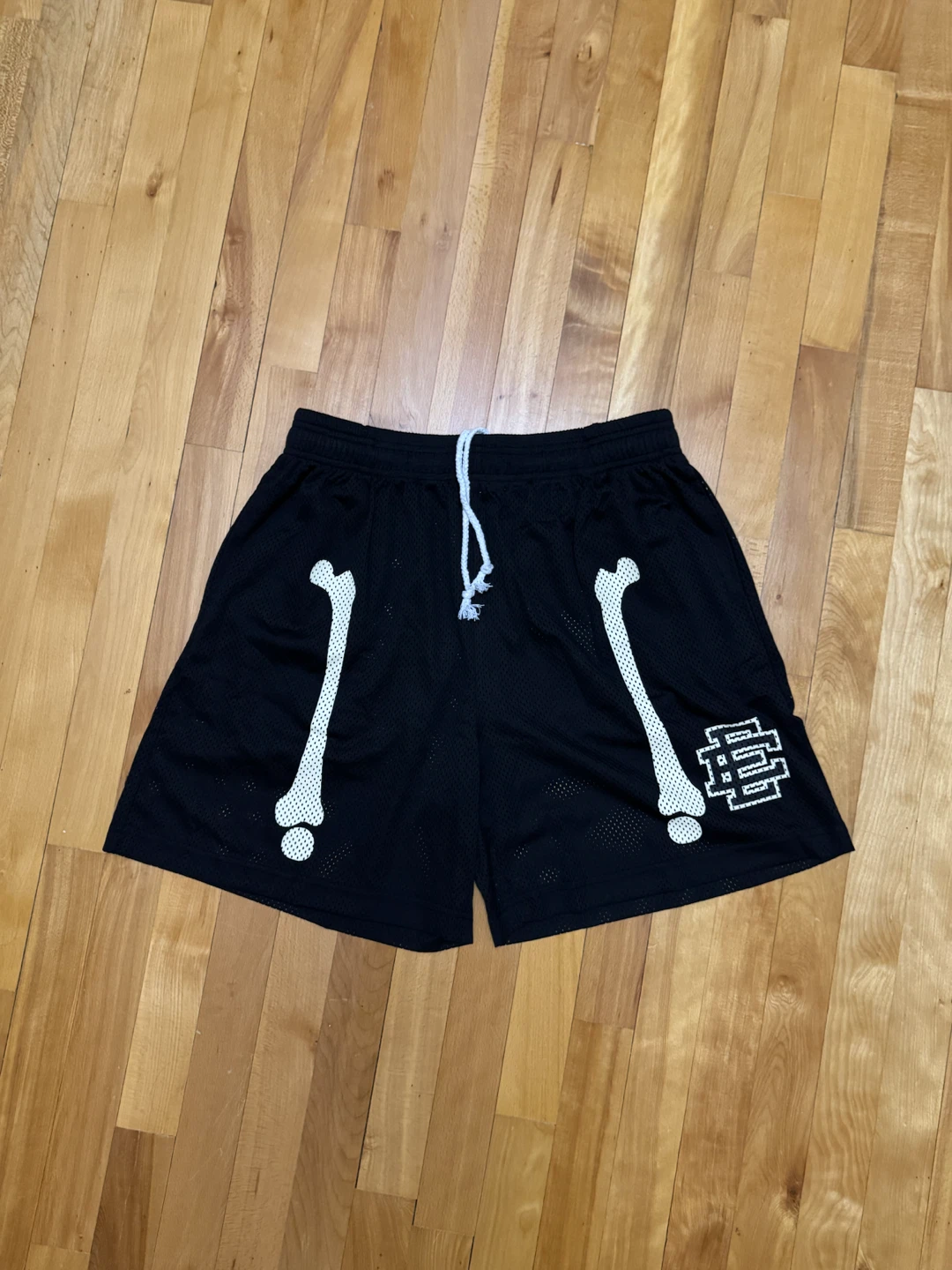 (EE) Eric Emanuel Bone Shorts