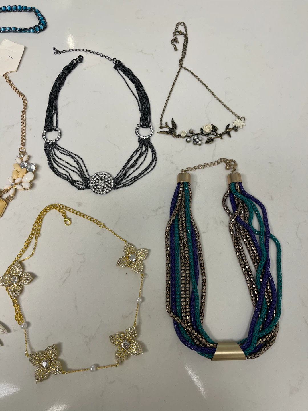 $5-9 Assorted Fashion Necklaces NEW - photo 4