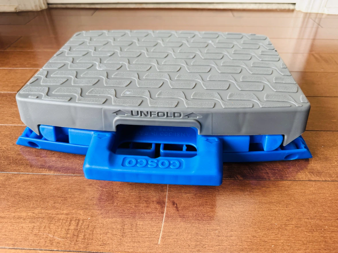 Cosco Folding Step Stool - photo 2