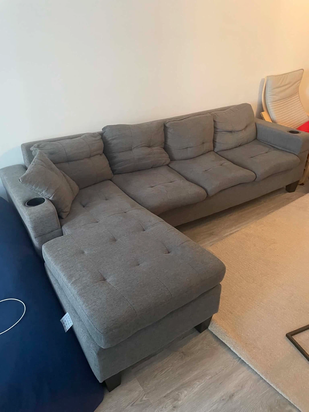 Grey Sectional Couch with Chaise