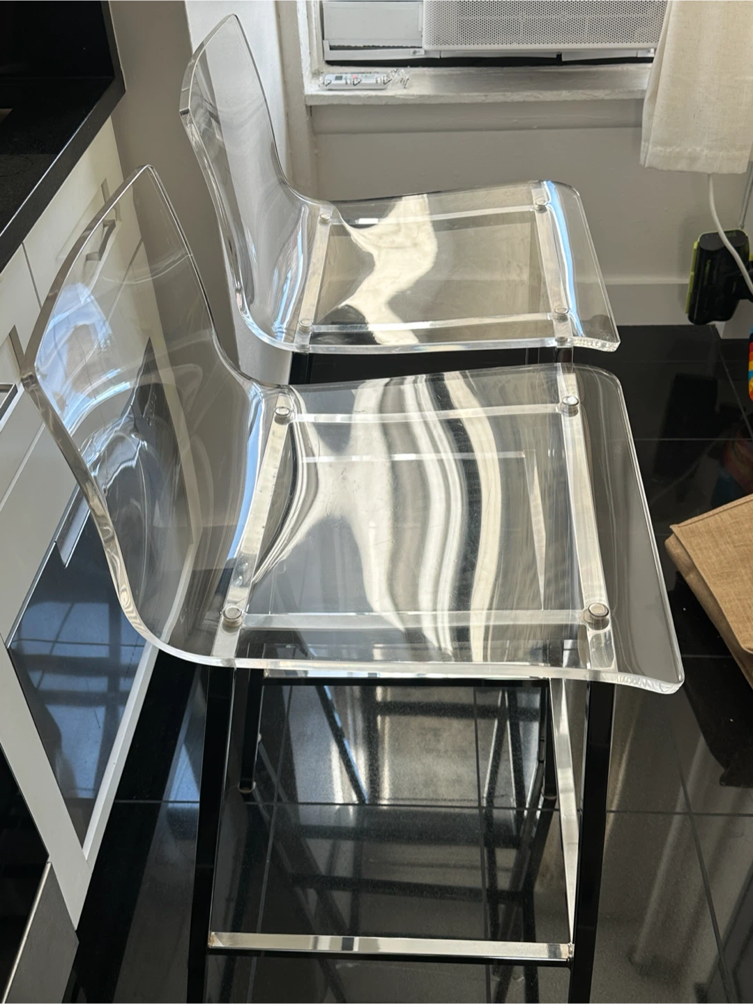 Set of 2 acrylic bar stools - photo 3