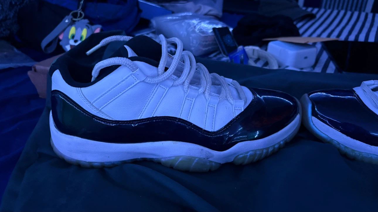 Air Jordan 11 Low "Emerald greens - photo 5