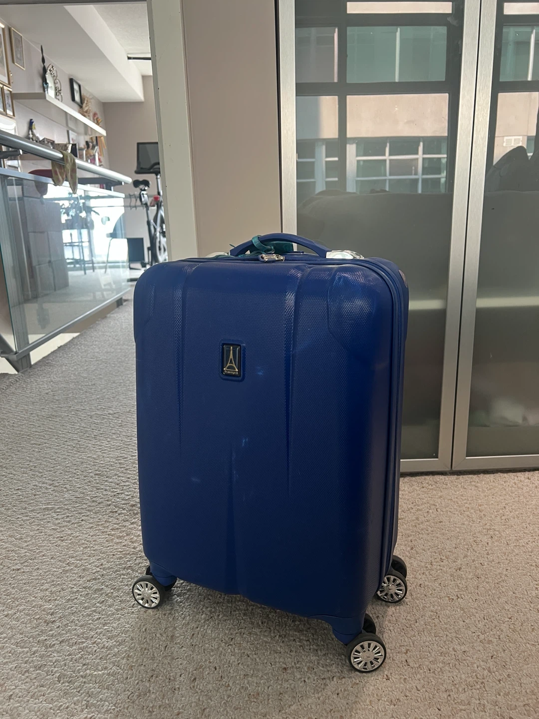Travelpro Maxlite 5 Carry-On Luggage - photo 2