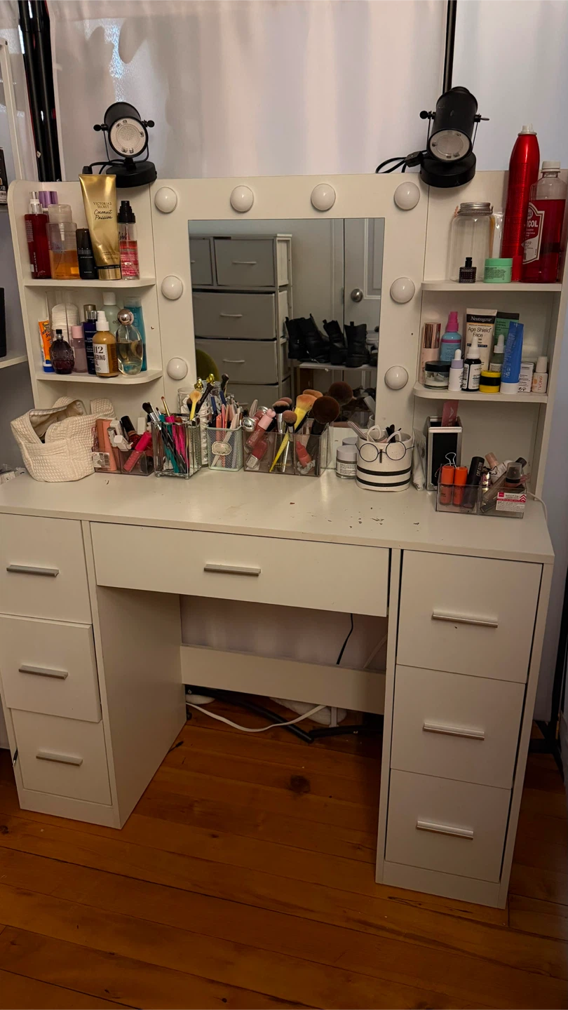 White Vanity Desk with Lights and Mirror