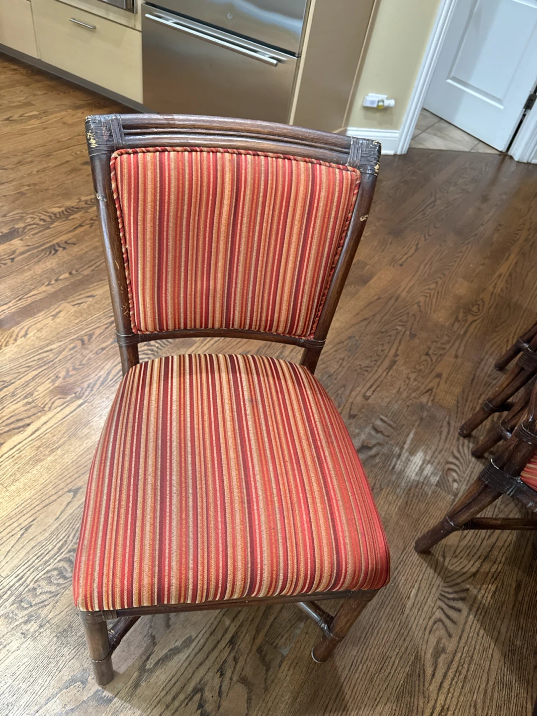 Kitchen chairs - photo 2