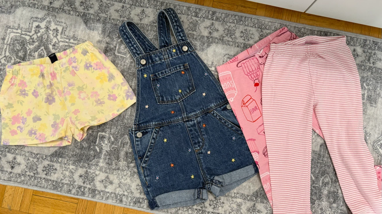 Children's Clothing Bundle - 4 years old - photo 3