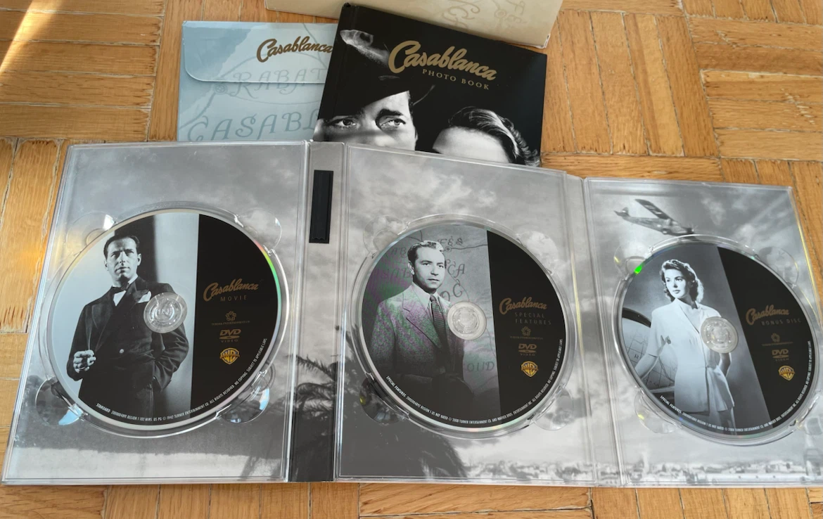 Casablanca Ultimate Collector’s Edition Box Set - photo 5