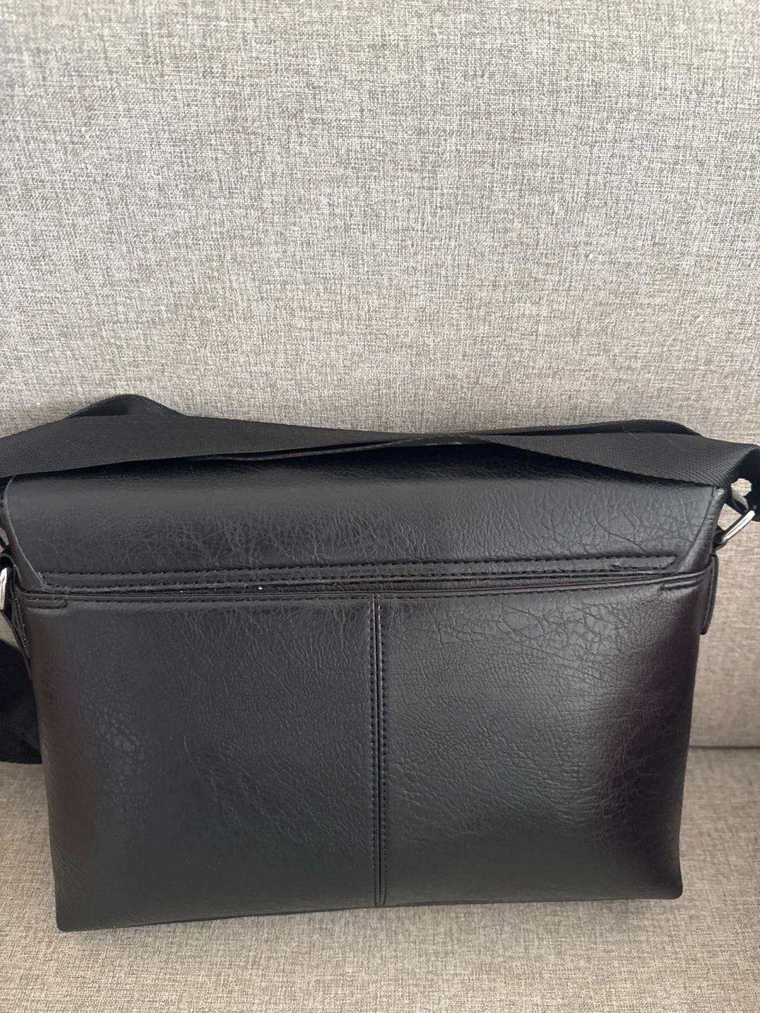 Black Messenger Bag - photo 2