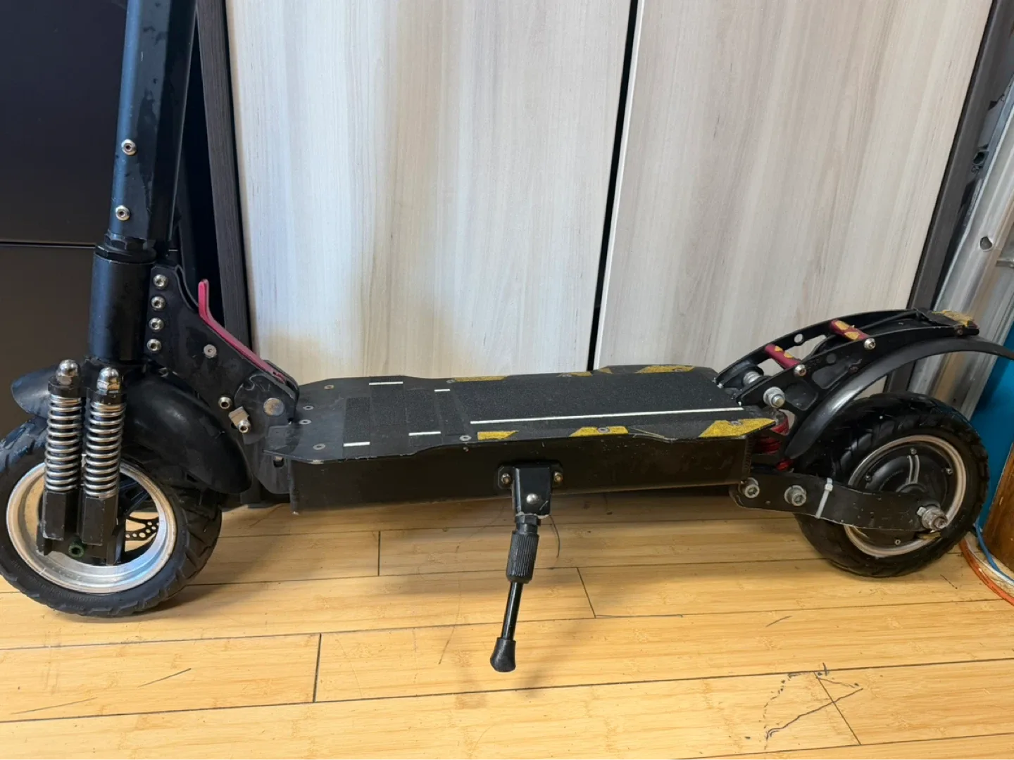 Electric Scooter - photo 2