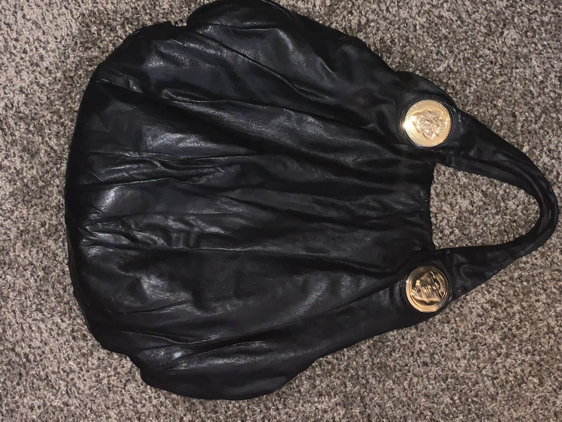 Gucci Black Leather Floral Embroidered Hobo Bag - photo 2